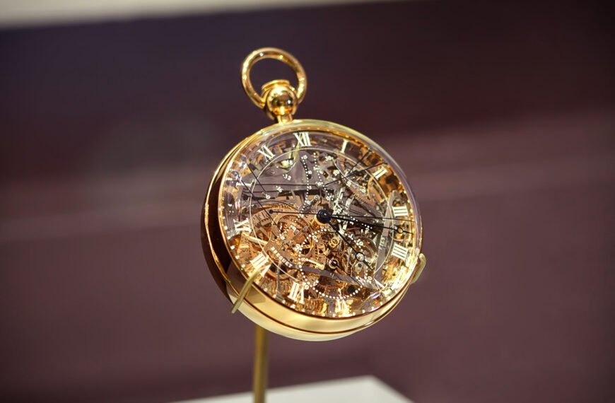 Marie Antoinette’s Breguet watch to be displayed in London